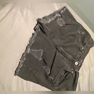 2/$15✨ black jean shorts